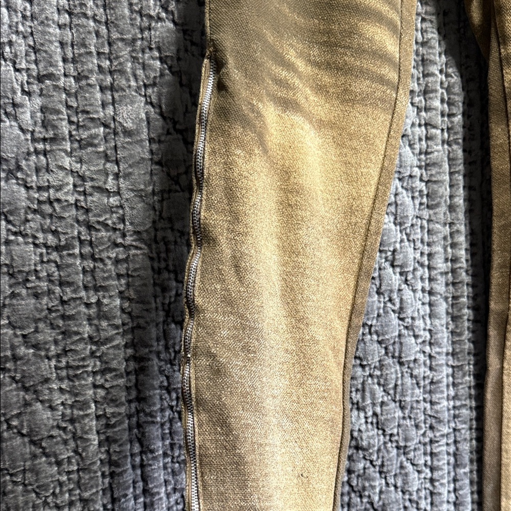 Gianfranco Ferre Men's Straight Jeans - Brown &Yellow with zip and metal studs - Picture 3 of 16
